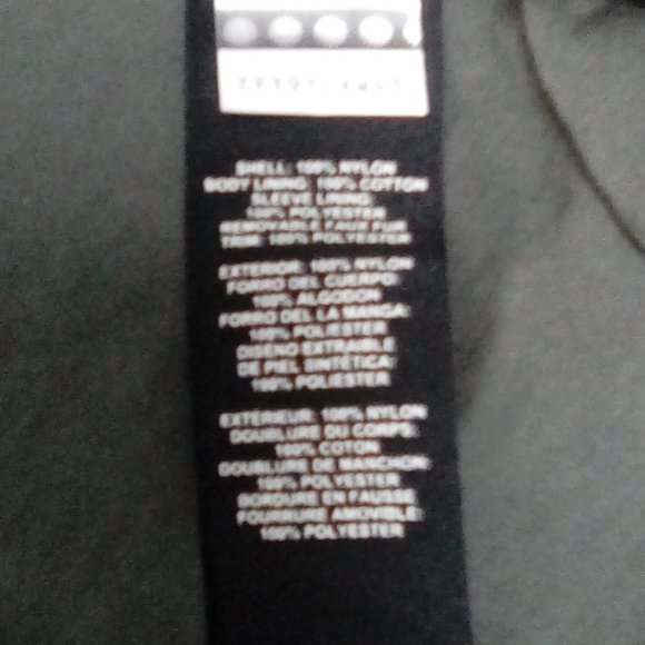 UGG Keagan Nylon Trucker/Windbreaker Jacket - Picture 9 of 10